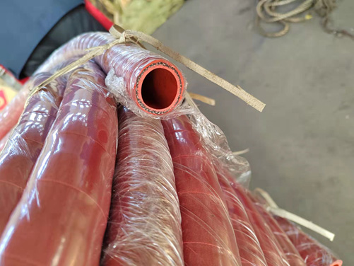 Pourquoi un tube en caoutchouc d'eau est-il le choix fiable pour le transfert de liquide?